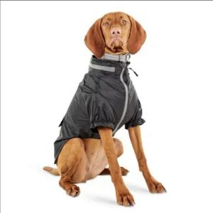 Reddy Black Dog Windbreaker size large